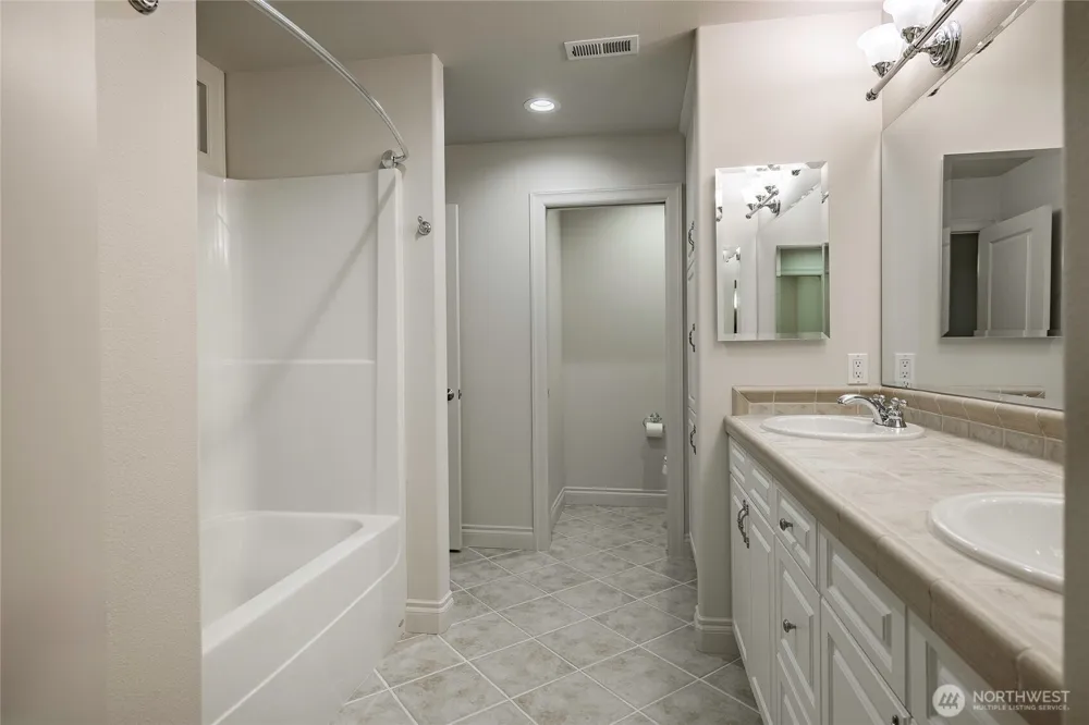 8660 Great Horned Owl Lane Blaine, WA 98230