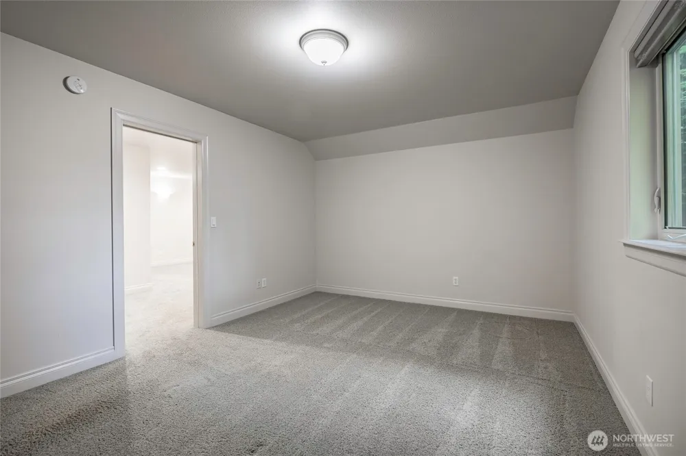 8660 Great Horned Owl Lane Blaine, WA 98230
