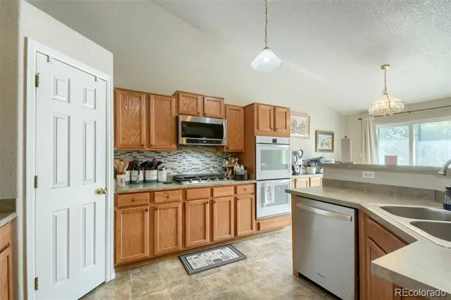 11292 Kingston Street Henderson, CO 80640