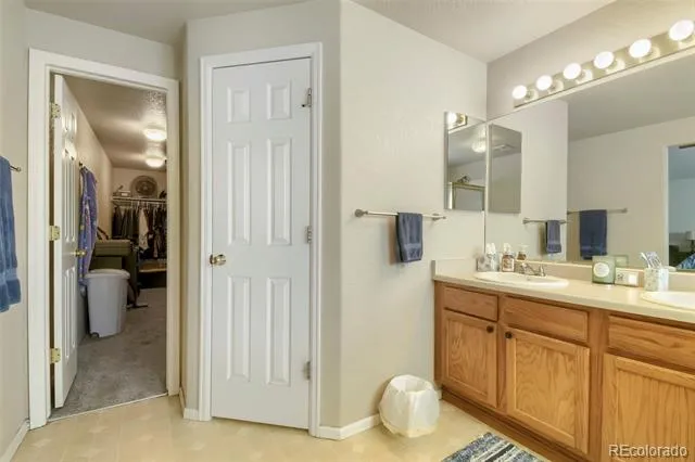 11292 Kingston Street Henderson, CO 80640