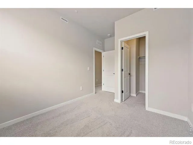 2833 Bear Springs Circle Longmont, CO 80503