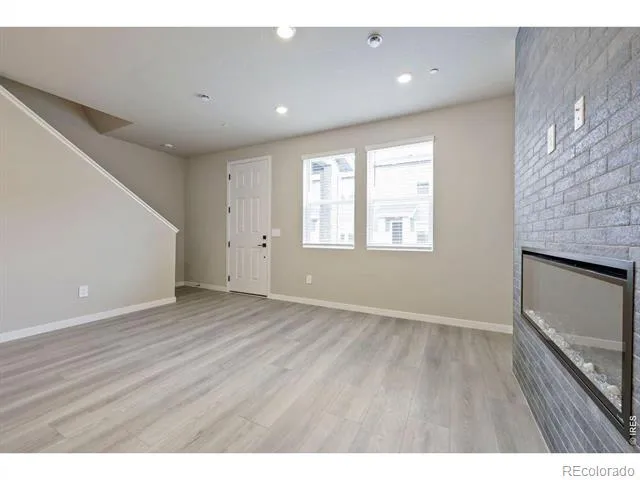 2833 Bear Springs Circle Longmont, CO 80503