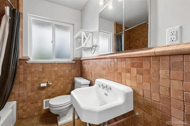1600 S Dahlia Street Denver, CO 80222