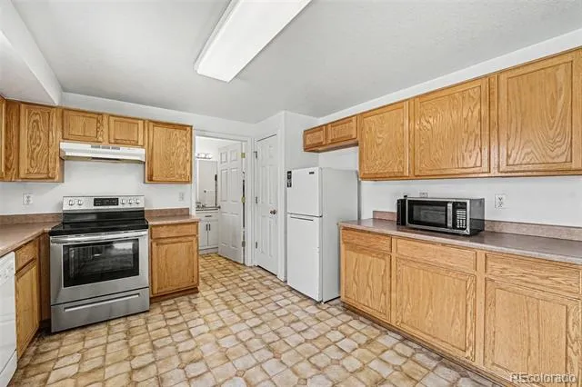 10647 E 112th Way Commerce City, CO 80640