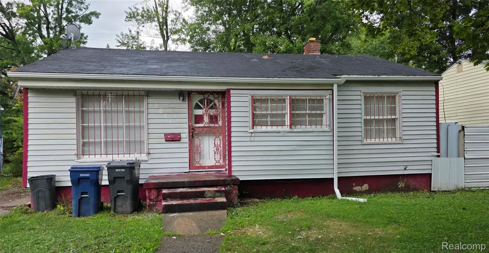 5813 Winthrop Boulevard Flint City, MI 48505