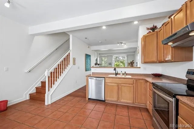 2947 W Riverwalk Circle #B Littleton, CO 80123