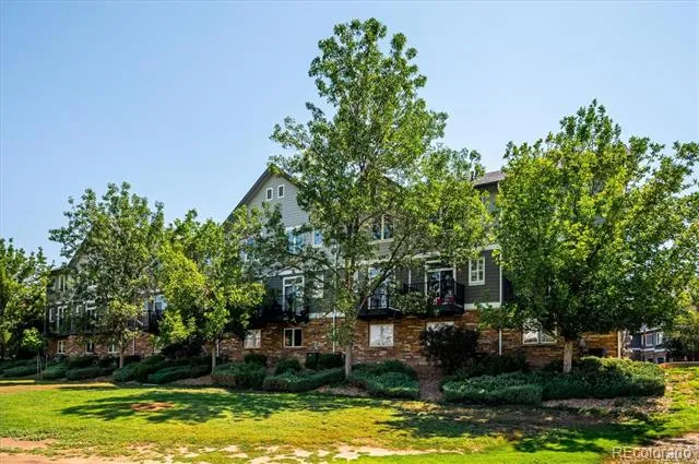 2947 W Riverwalk Circle #B Littleton, CO 80123