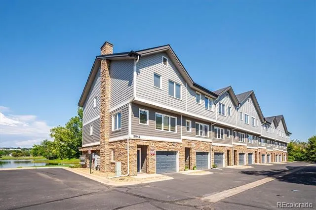 2947 W Riverwalk Circle #B Littleton, CO 80123