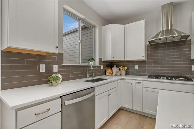 11377 E 25th Avenue Aurora, CO 80010