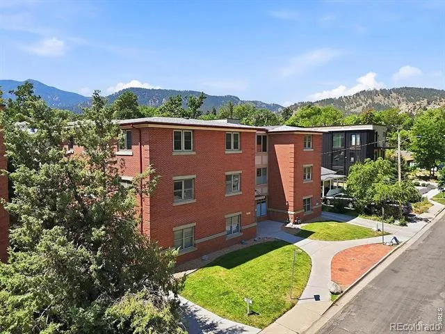 948 North Street #17 Boulder, CO 80304