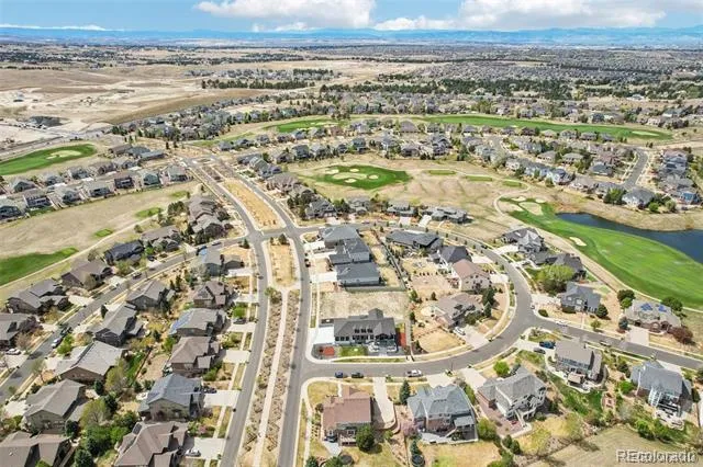 8069 S Blackstone Parkway Aurora, CO 80016