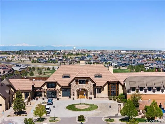 8069 S Blackstone Parkway Aurora, CO 80016