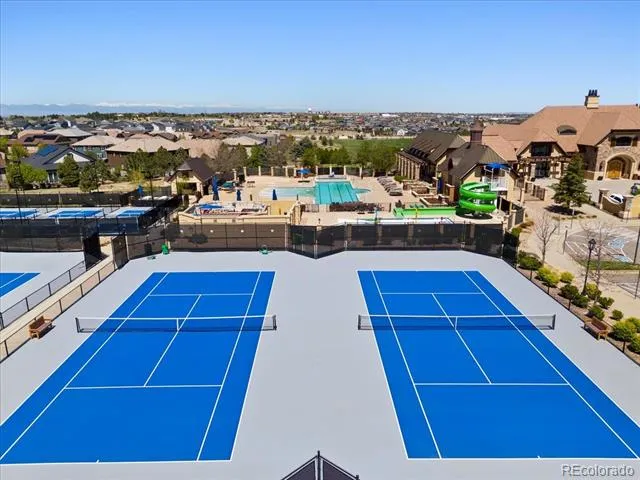 8069 S Blackstone Parkway Aurora, CO 80016