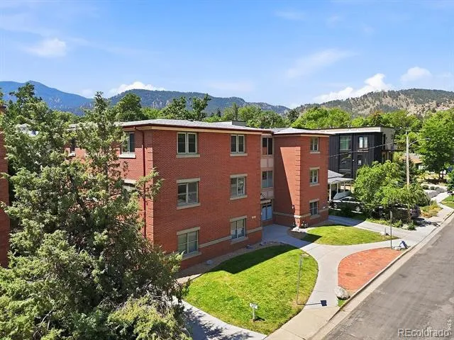 948 North Street #17 Boulder, CO 80304