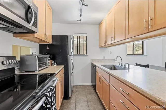 948 North Street #17 Boulder, CO 80304