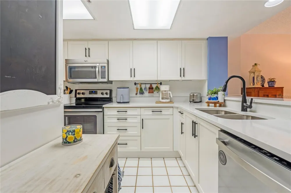 3 OCEANS WEST BOULEVARD #2B2 Daytona Beach Shores, FL 32118