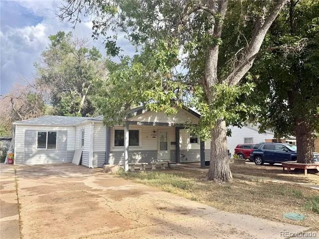 7664 King Street Westminster, CO 80030