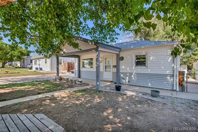 7664 King Street Westminster, CO 80030