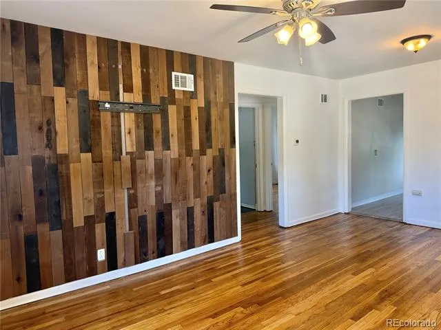 7664 King Street Westminster, CO 80030