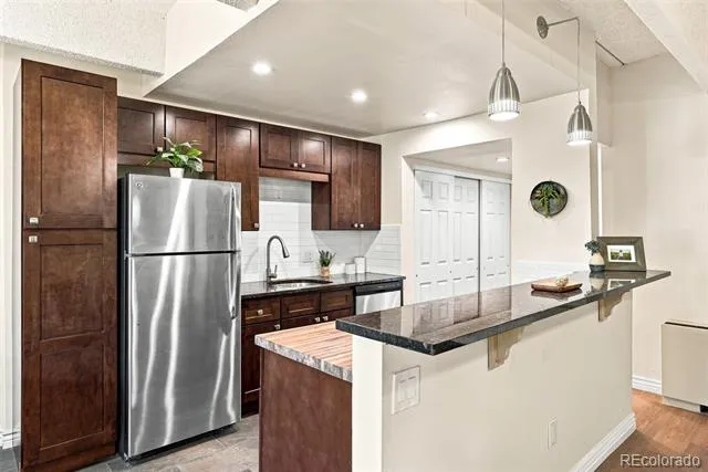 384 S Ironton Street #111 Aurora, CO 80012