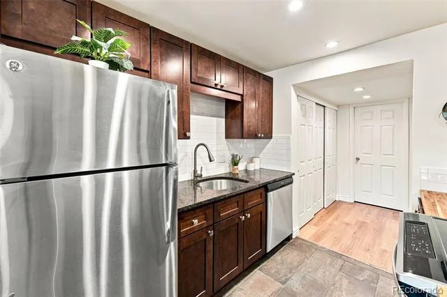 384 S Ironton Street #111 Aurora, CO 80012