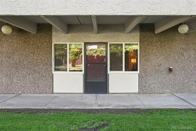 384 S Ironton Street #111 Aurora, CO 80012