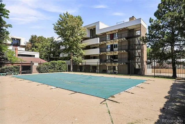 384 S Ironton Street #111 Aurora, CO 80012