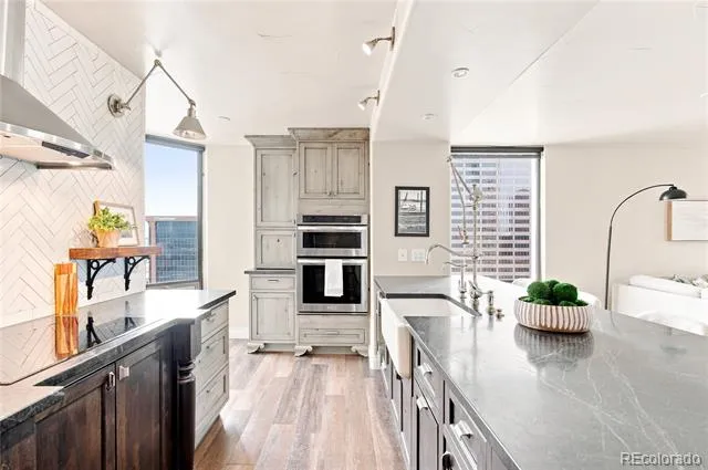 1625 Larimer Street #1705 Denver, CO 80202