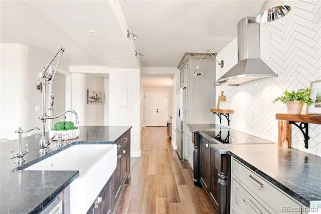 1625 Larimer Street #1705 Denver, CO 80202