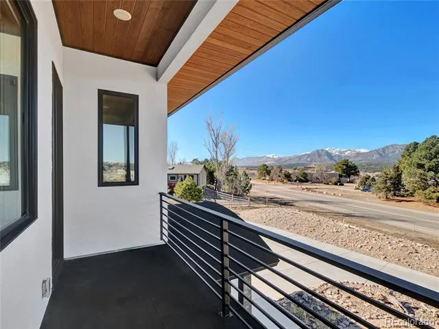 14015 Gleneagle Drive Colorado Springs, CO 80921