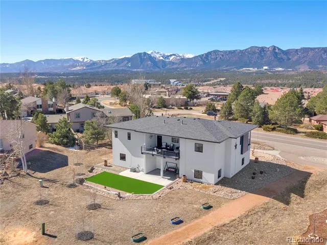 14015 Gleneagle Drive Colorado Springs, CO 80921