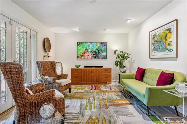 9041 E Jewell Circle Denver, CO 80231