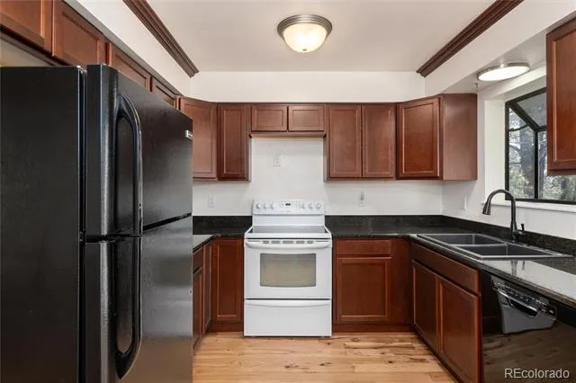 33879 Meadowlark Drive Elizabeth, CO 80107