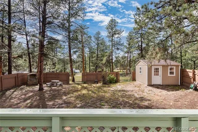 33879 Meadowlark Drive Elizabeth, CO 80107
