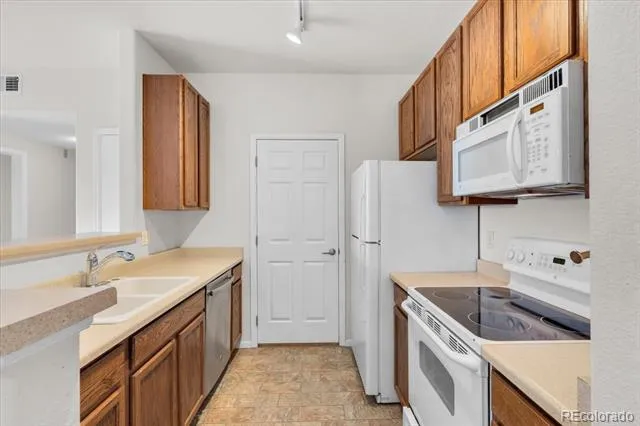 15700 E Jamison Drive #4-301 Englewood, CO 80112