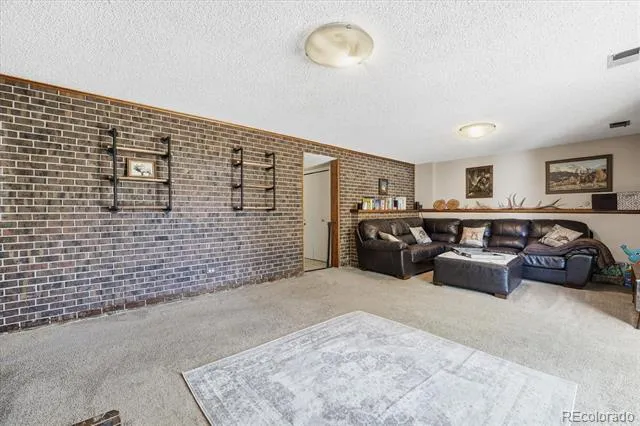 8623 W Warren Drive Lakewood, CO 80227