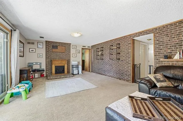 8623 W Warren Drive Lakewood, CO 80227
