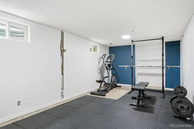 8623 W Warren Drive Lakewood, CO 80227