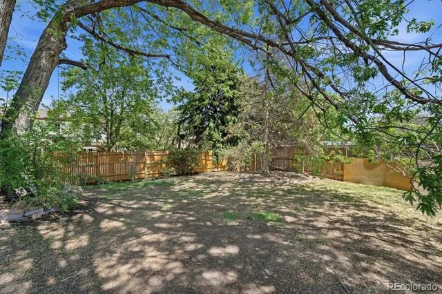 8623 W Warren Drive Lakewood, CO 80227