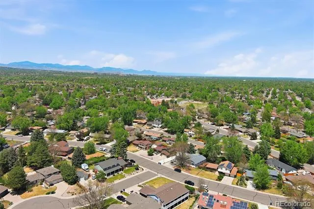 8623 W Warren Drive Lakewood, CO 80227
