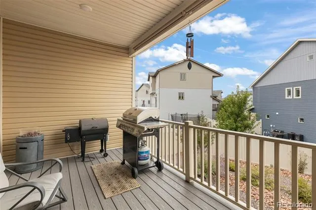 6712 Golden Briar Lane Colorado Springs, CO 80927