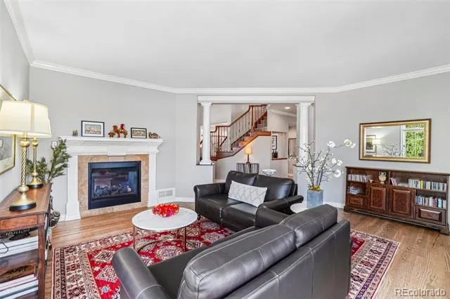 8272 Greenwood Place Niwot, CO 80503