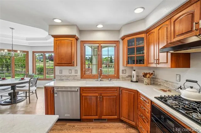 8272 Greenwood Place Niwot, CO 80503