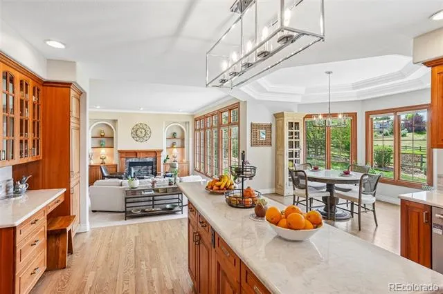 8272 Greenwood Place Niwot, CO 80503