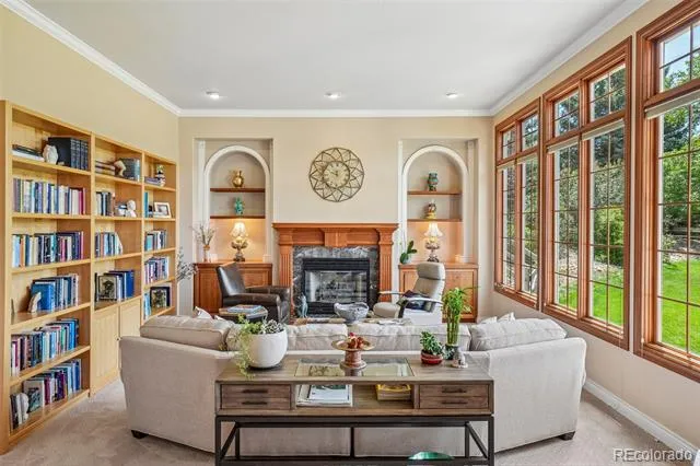 8272 Greenwood Place Niwot, CO 80503