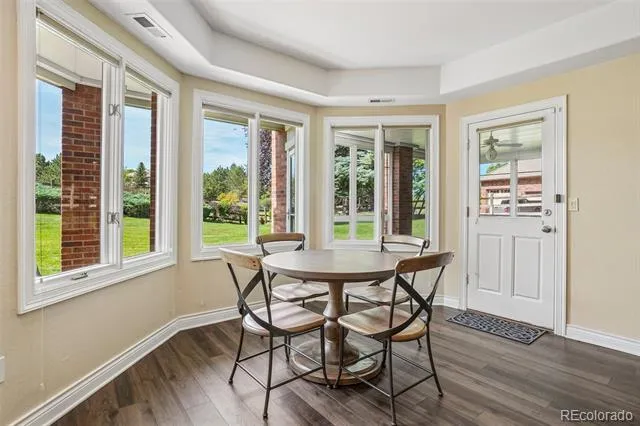 8272 Greenwood Place Niwot, CO 80503