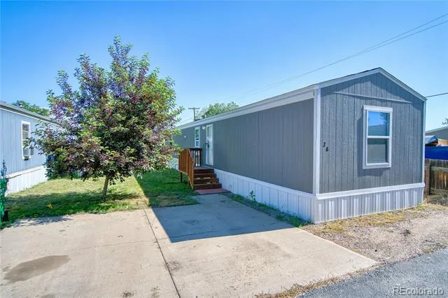 218 Grape Street Hudson, CO 80642