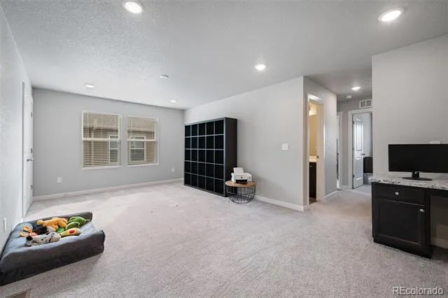 5105 Beartrack Point Colorado Springs, CO 80925