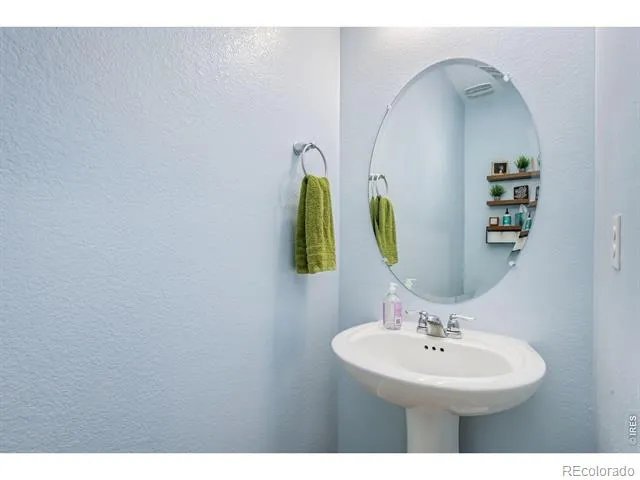 279 Swallow Road Johnstown, CO 80534