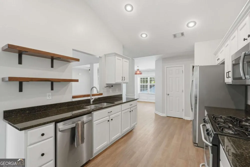 3522 Cameron DR Gainesville, GA 30506
